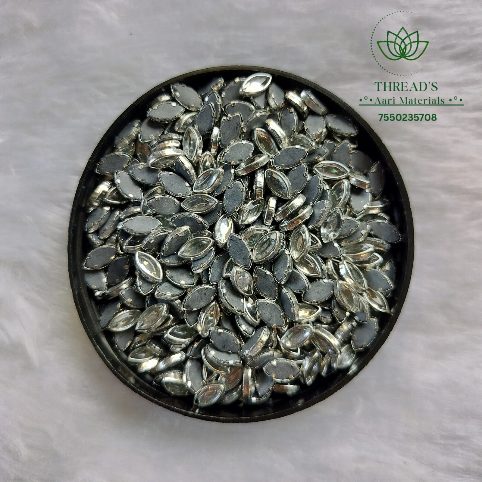 8k Eye - Silver Stone